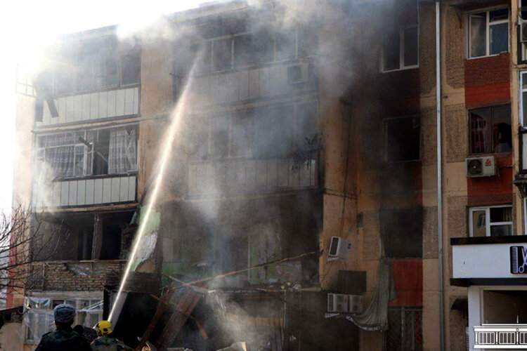 Последствия взрыва в многоэтажном доме. Фото пресс-службы хокимията Андижанской области