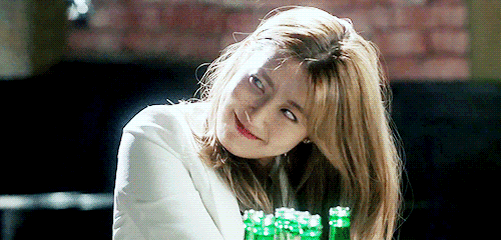 Сцена из дорамы