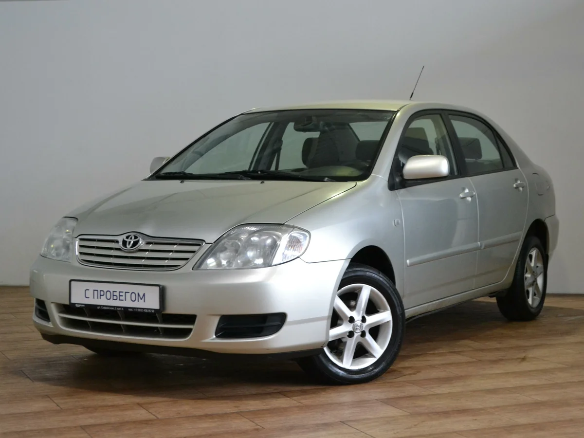 Toyota Corolla 1.6 AT 2004 Седан