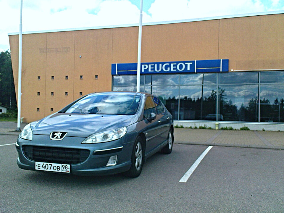 Пежо 407 - самый смелый дизайн среди семейных седанов