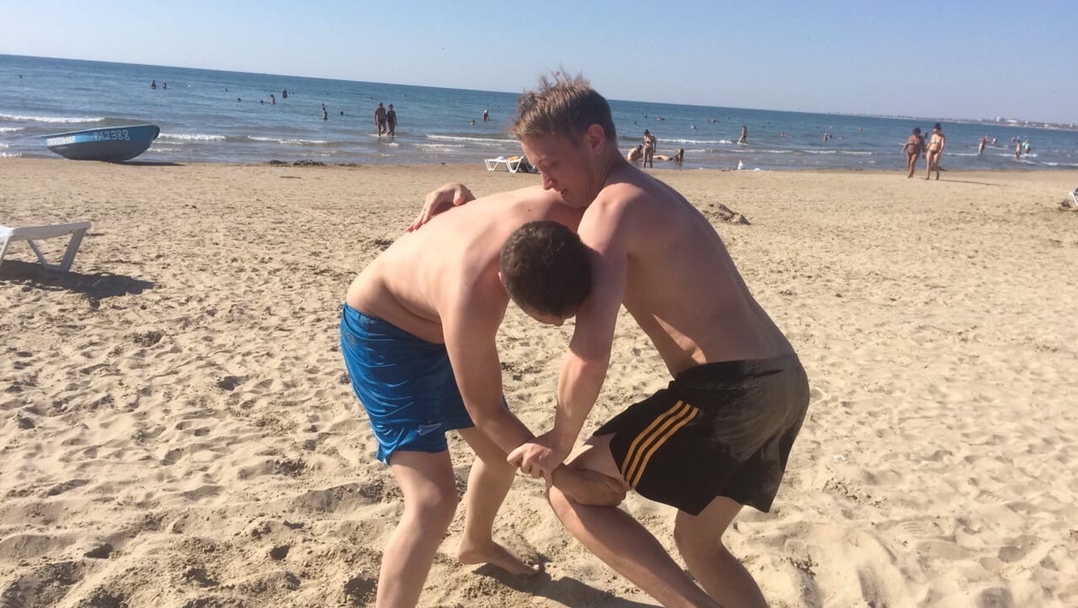 На фото Павел Балакин и Евгений Шаймиев. В результате никто не пострадал.