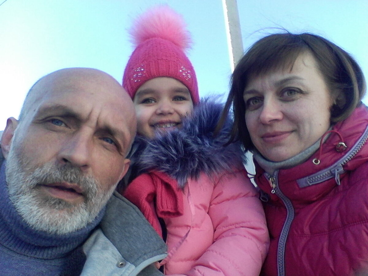 Анатолий и его "гарем"