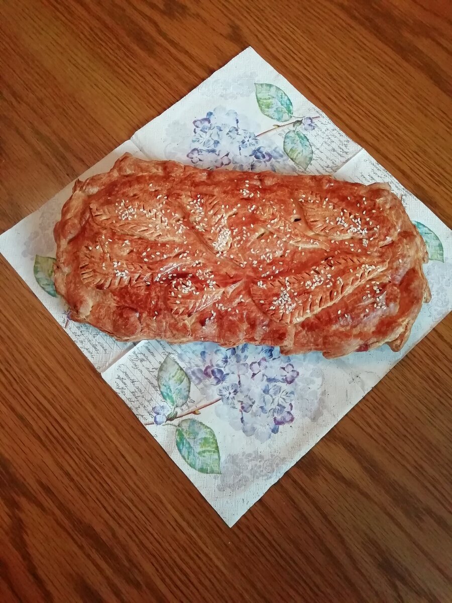 Пирог со свежими яблоками.
