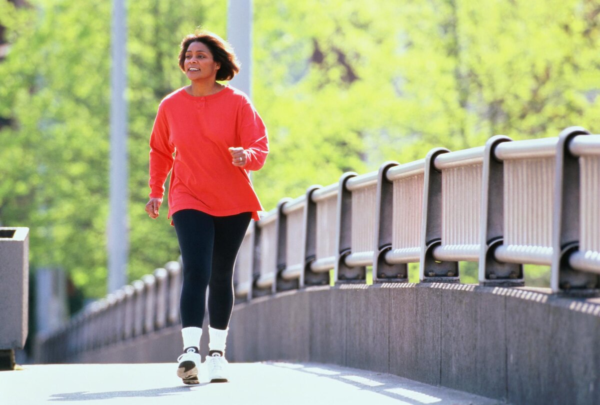 Пешая ходьба. Быстрая ходьба. Идти пешком. Про хожу. Ходить пешком.