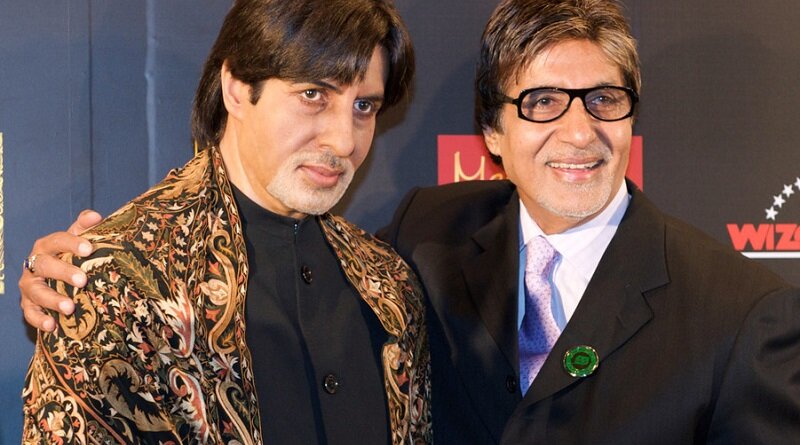 Амитабх Баччан со своей восковой фигурой