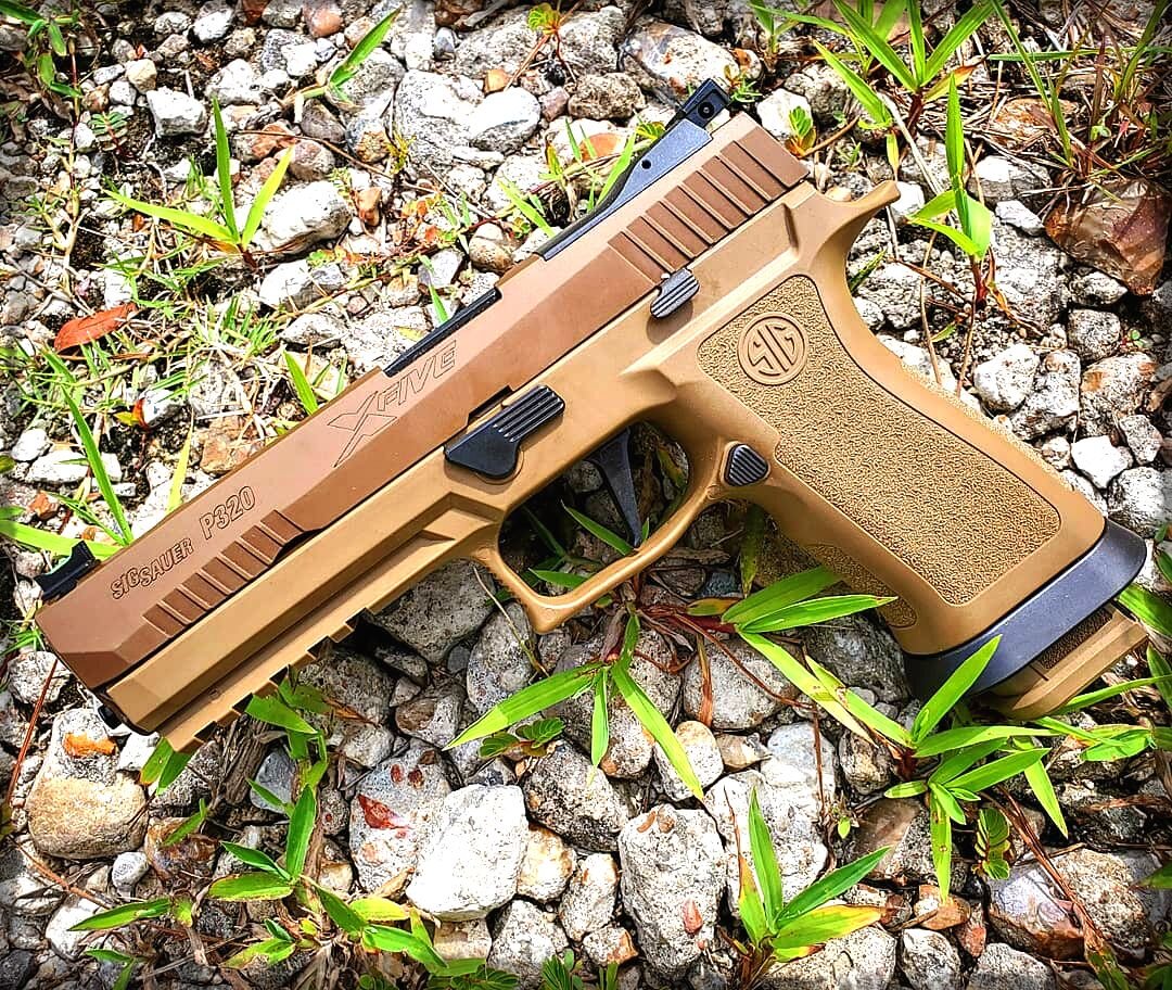 Sig Sauer P320 TAN COYOTE