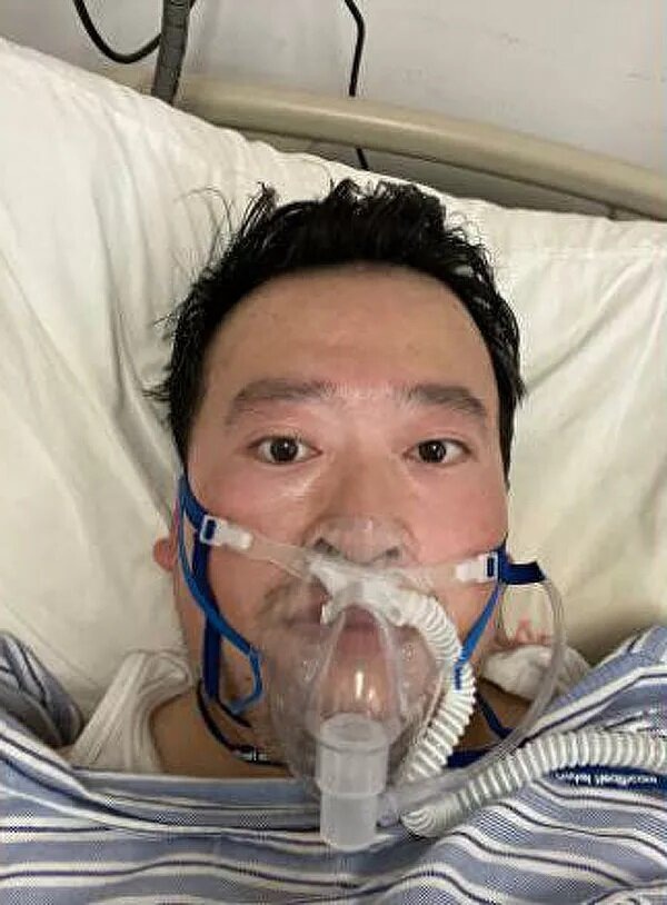 Фотография героя из его аккаунта в соцсети источник: REUTERS / Gan En Fund/Li Wenliang