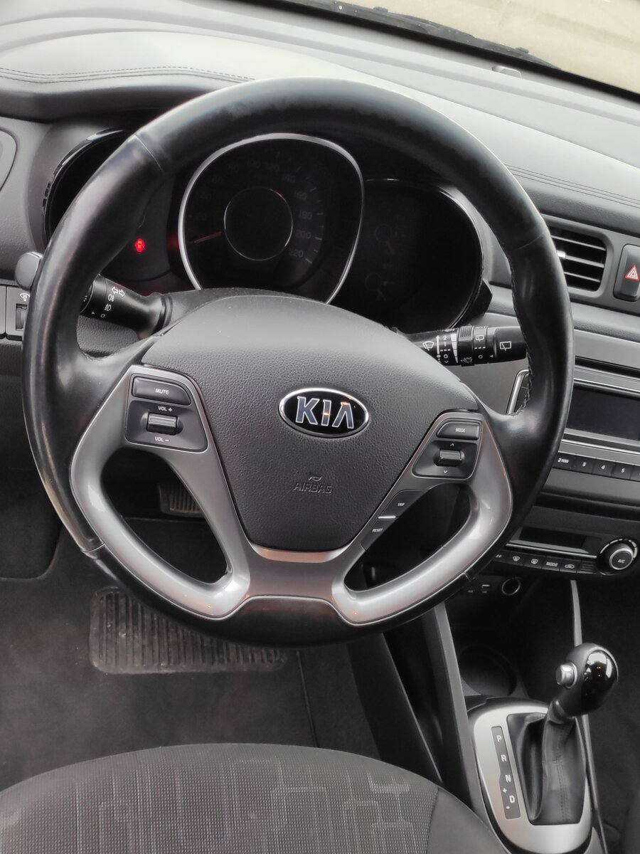 Руль и приборная панель KIA RIO 2016