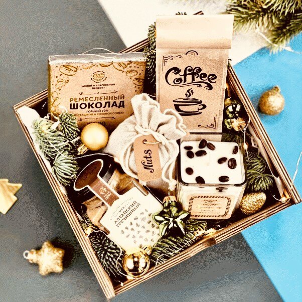 10. Украсьте свою комнату с помощью светодиодных лент