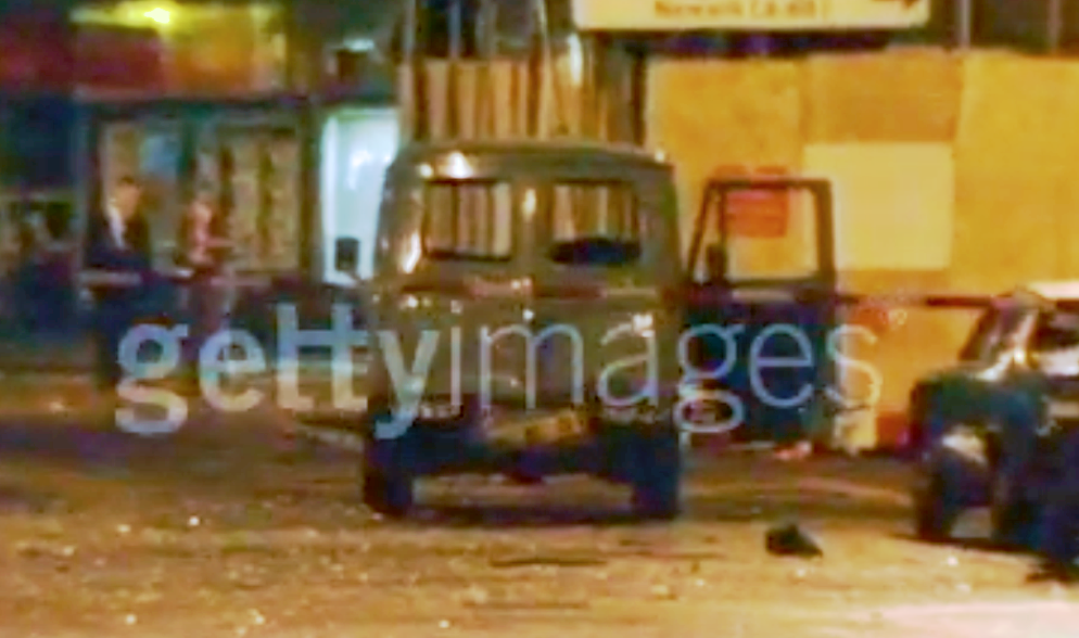 Подорванный армейский микроавтобус