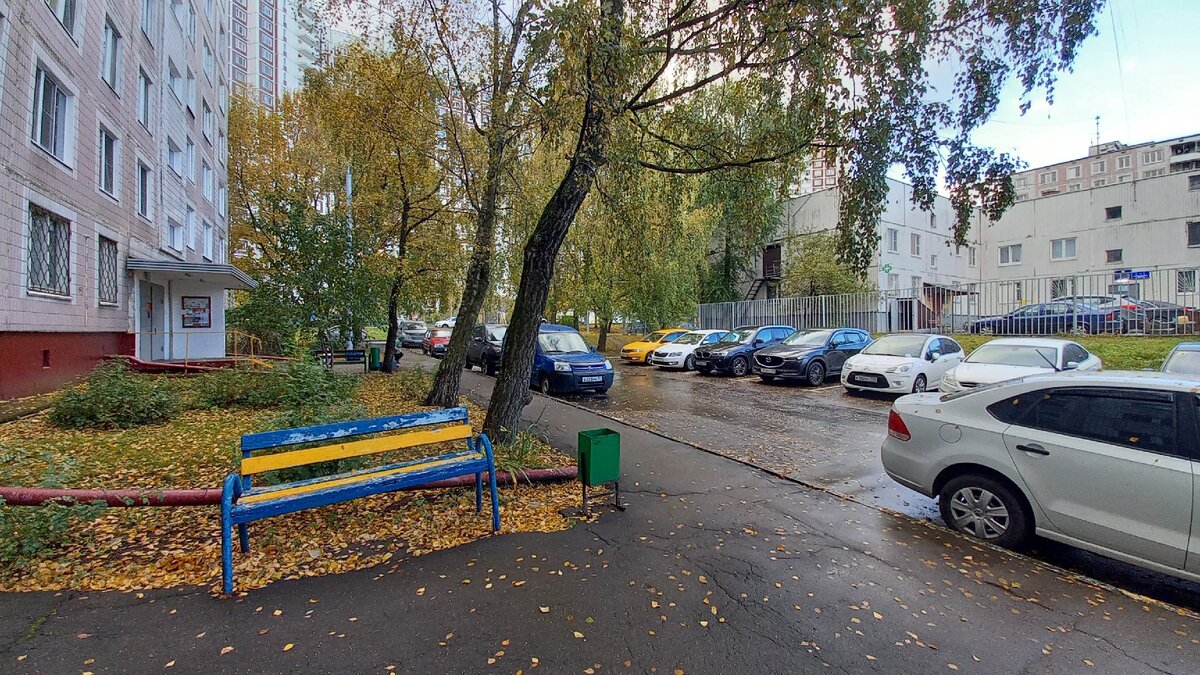 Типичный московский двор. Фото автора.