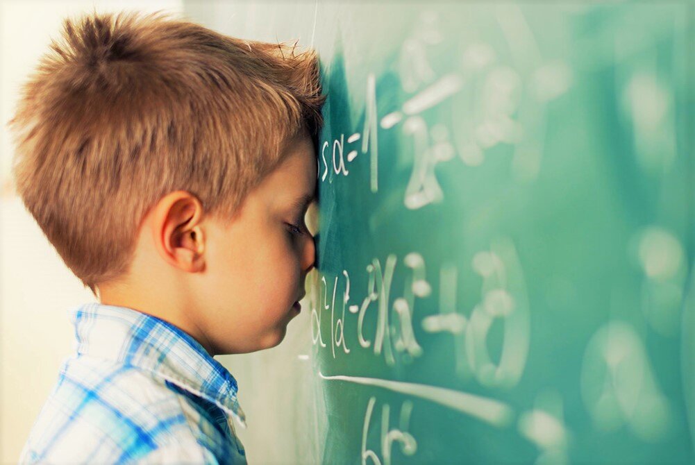 Учеников попросят объяснить значение пословицы, поговорки или фразеологизма.