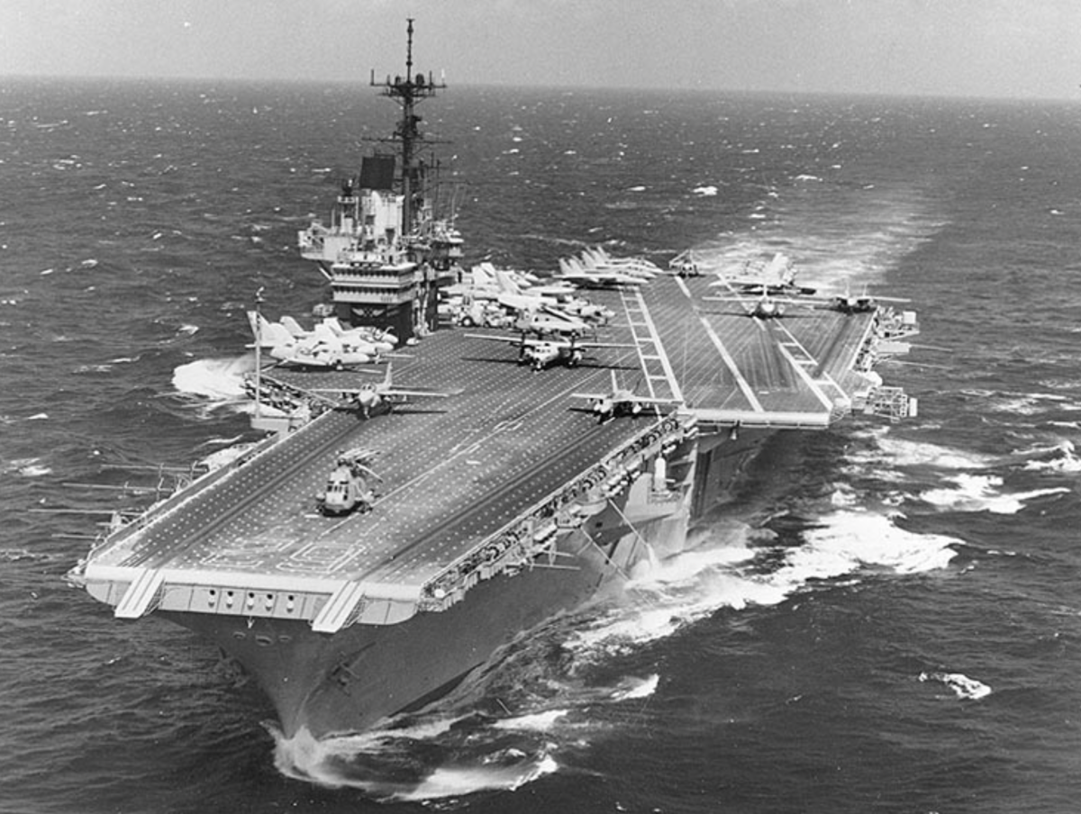 Как круто умеют воевать США на примере вторжения в Гренаду (прям рекомендую прочитать)