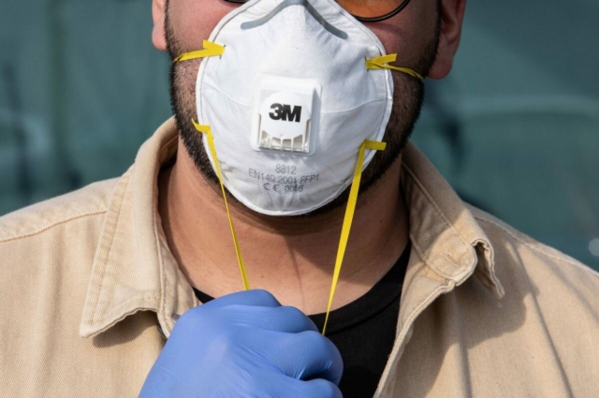    Маски обязаны носить только медики и пациенты в Томской области