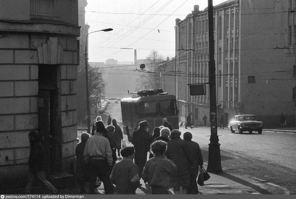 Московская улица, которая из важной магистрали превратилась в никому не  нужную дорогу | О Москве нескучно | Дзен