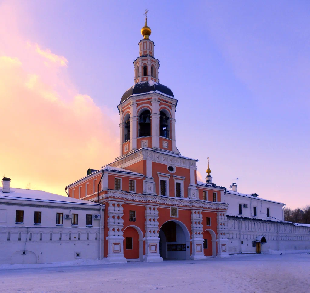 Надвратная церковь Данилова монастыря