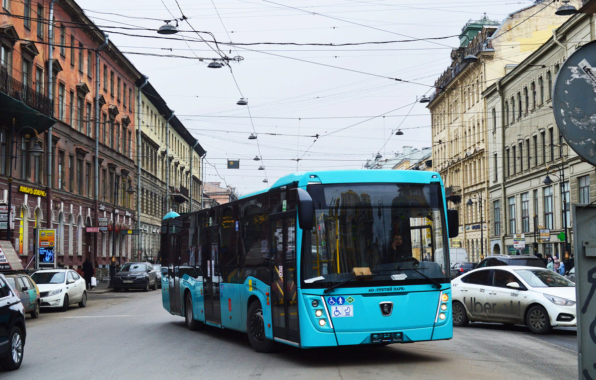Вот они, наши автобусы. Только с конвейера.