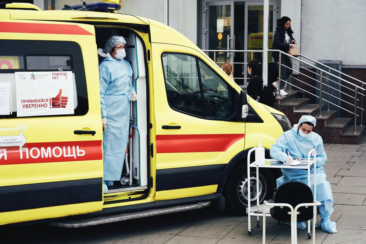     При каких симптомах ОРВИ нужно срочно обратиться к врачу: в Минздраве перечислили опасные проявления болезни