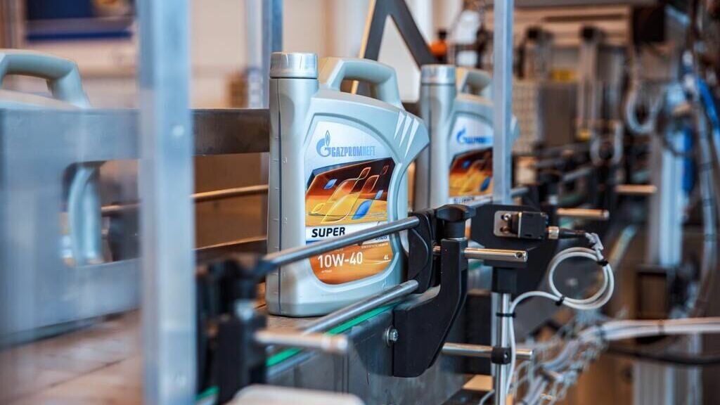     Специалисты Омского завода «Газпромнефть-смазочные материалы» вошли в тройку лидеров регионального конкурса служб стандартизации.