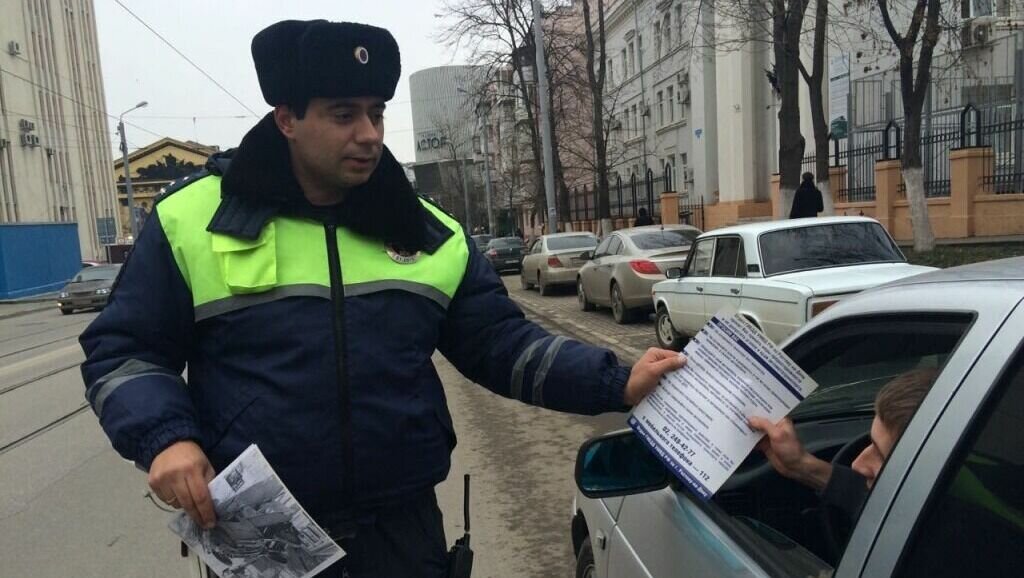     В Ростове-на-Дону есть более 2,4 тысячи вакансий, где обещают зарплату от 100 тысяч рублей. Кому платят хорошие деньги в городе, в материале RostovGazeta.