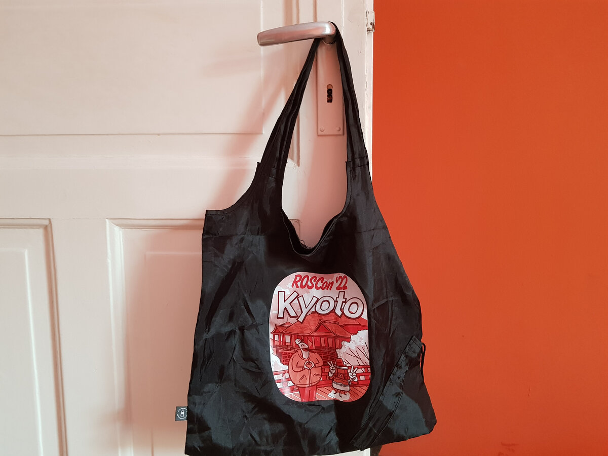 Сумка с робототехнической конференции в Киото, 