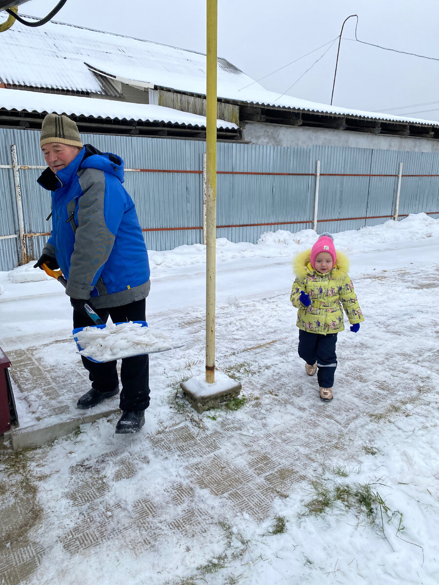 Может вообще отказаться надевать варежки или перчатки🤦‍♀️
