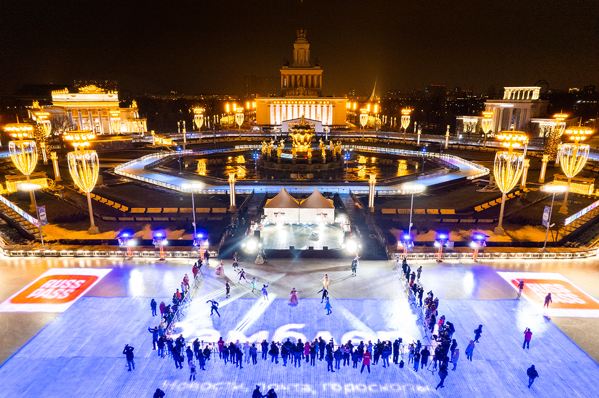 Вднх каток 2025 фото