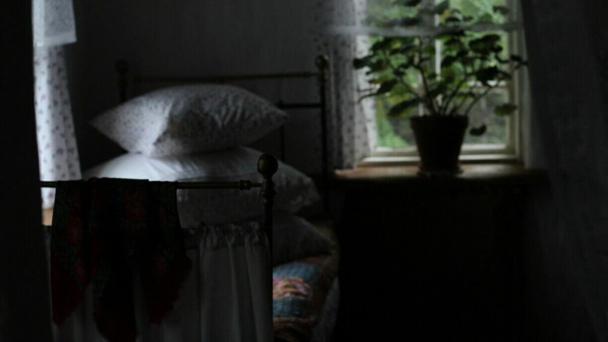     Приходилось жить под шум драк. «Как достать соседа» — вовсе не игра, а печальная реальность. Омичи смогли добиться справедливости только после обращения к уполномоченному по правам человека.