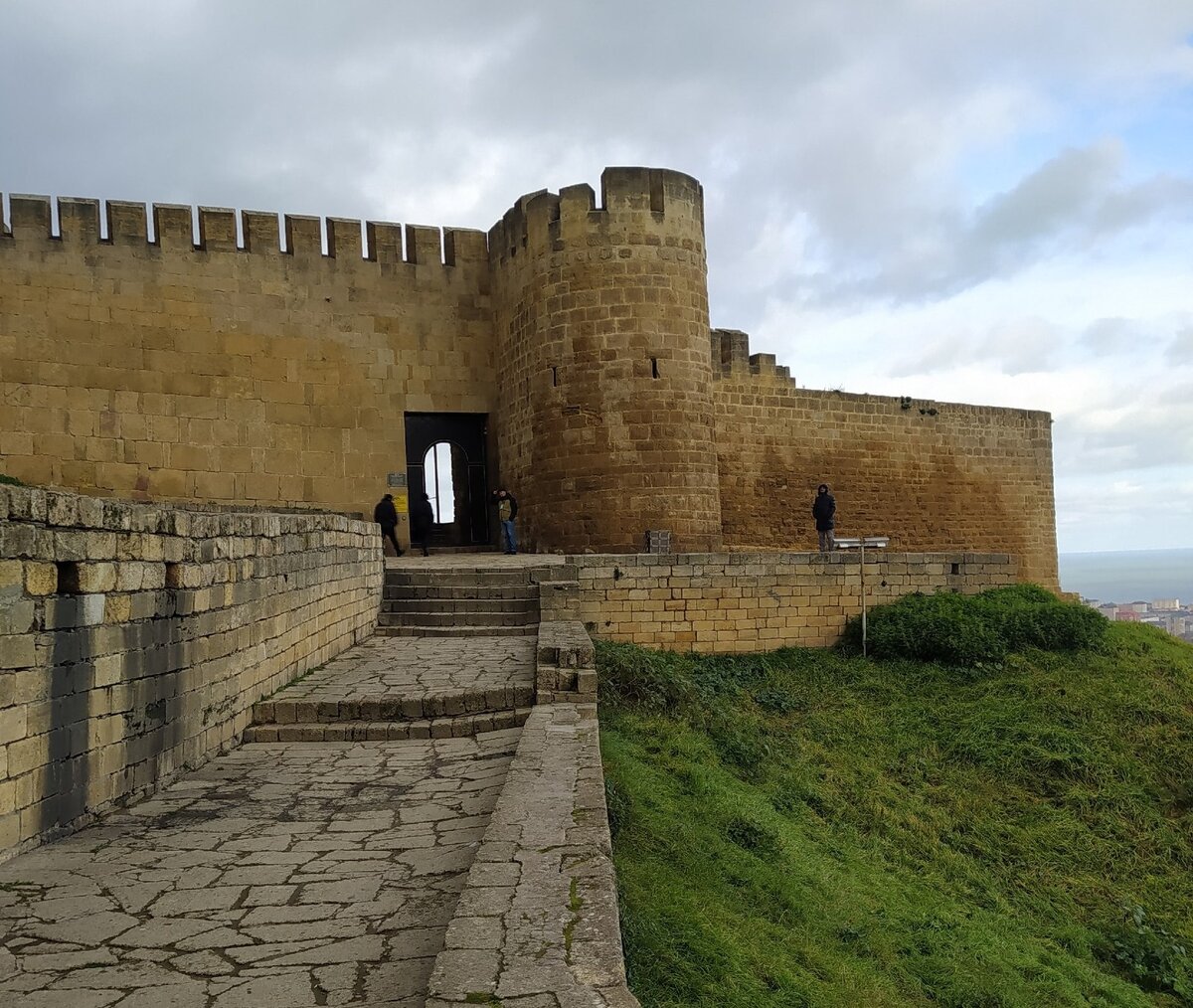 Крепость Нарын-Кала