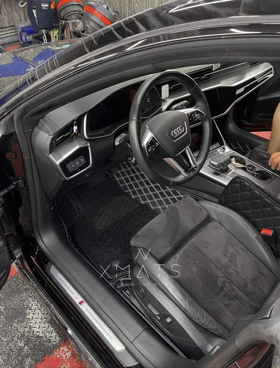 3D коврики из экокожи на Audi A7 C8