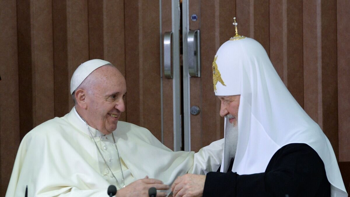    Встреча патриарха Московского и всея Руси Кирилла с папой римским Франциском© РИА Новости / Сергей Пятаков