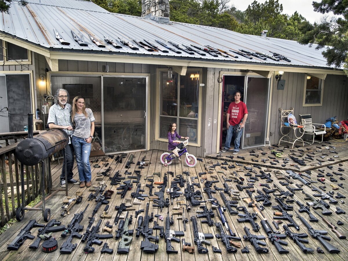 Джоэл, Линн, Пейдж и Джошуа (44, 43, 5 и 11 лет) — центральный Техас.