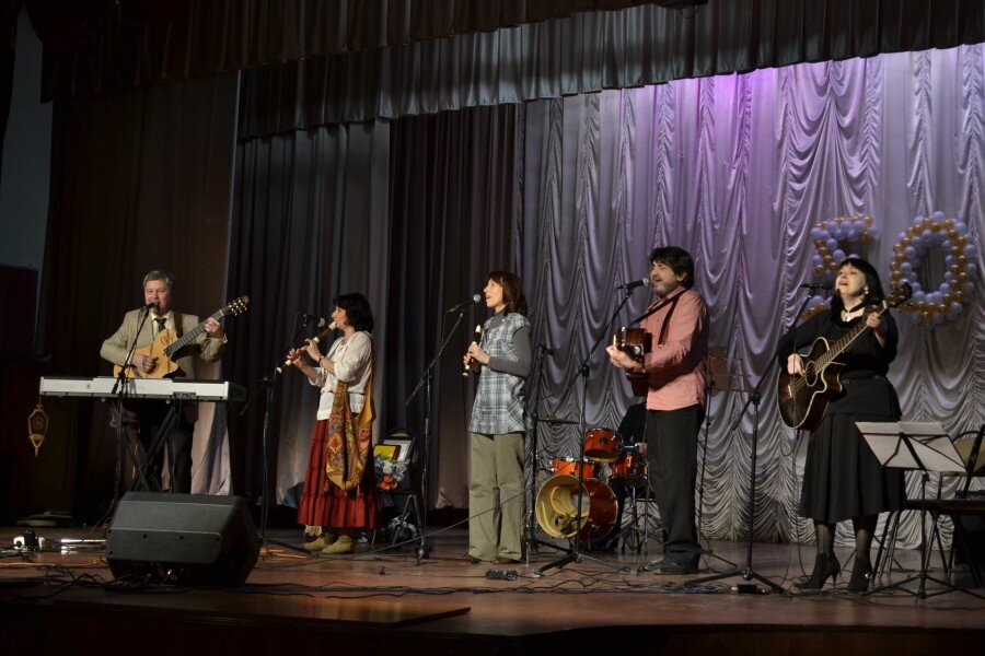 Легендарный Уленшпигель. Правда, не 80-х уже. Но с Зиганшиной, как видите.