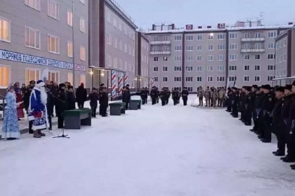    Около 100 семей из Гаджиева получили ключи от квартир в новостройке