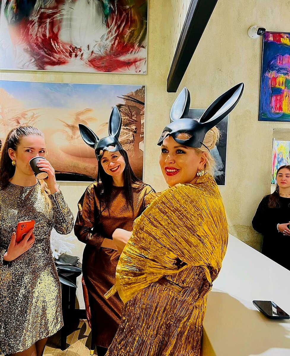 Фото из запрещённой сети Инстаграмм. 