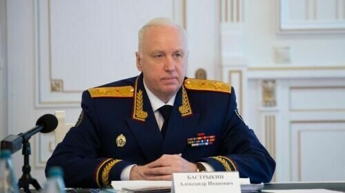     Главе следственного комитета России Александру Бастрыкину доложат об обстоятельствах падения 8-летнего ребенка в открытый коллектор в Тукаевском районе. Такую информацию подтвердила пресс-служба ведомства.