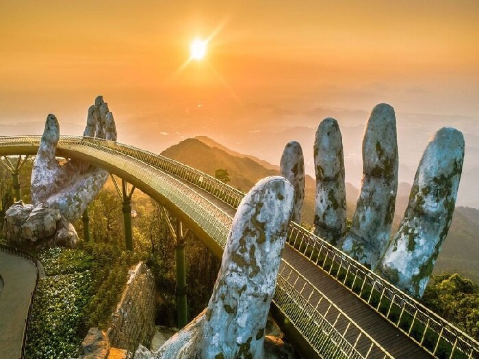 Фото Мост "Руки Бога" во Вьетнаме.