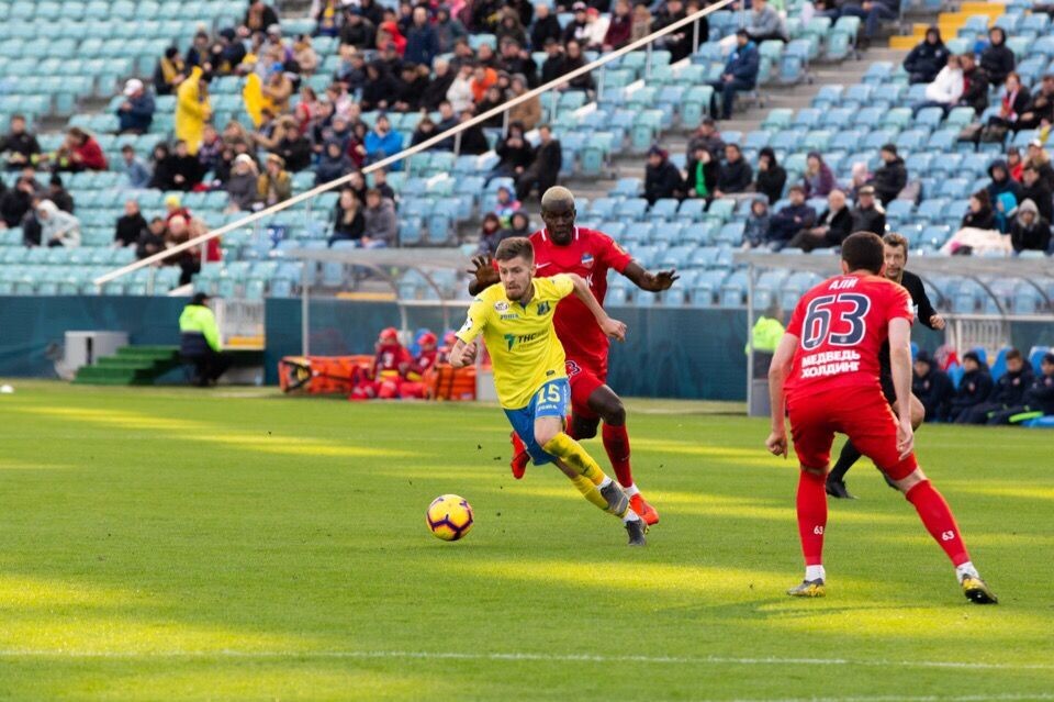 Енисей и Ростов сыграли в Сочи