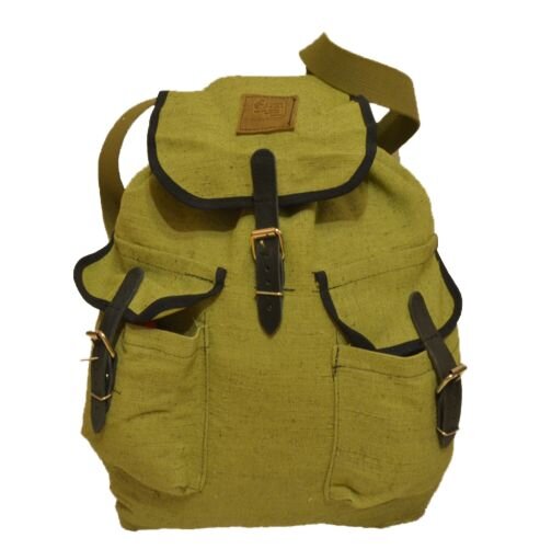 Рюкзаки туристические были, но с ними почему-то в школу никто не ходил :)