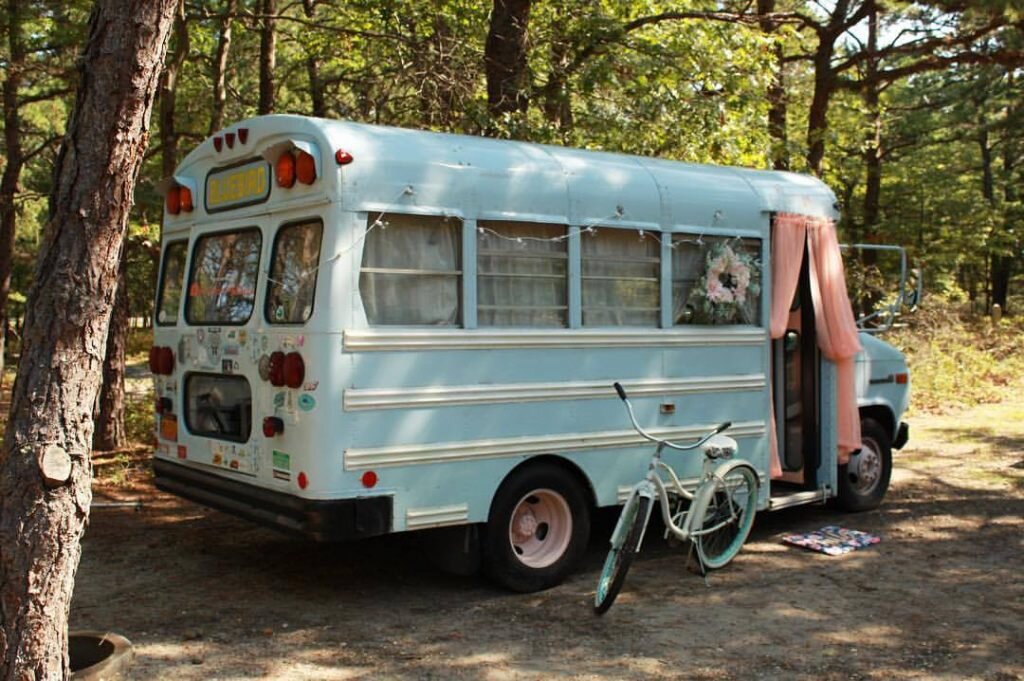 Выглядит он, конечно, в разы меньше желтого оригинала. Фото: vanlifemagazine.co