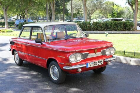 NSU prinz это маленький автомобильчик, с двух цилиндровым двигателем, объемом в 583 см³  и мощностью в 20 л.с. 