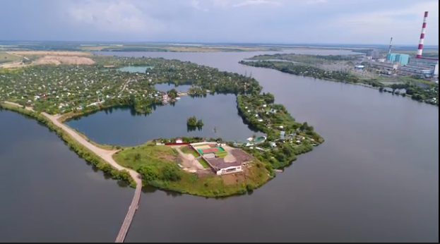 Представляете, сколько у нас на ГРЭСе воды! На снимке река Проня и Зеленые озёра.