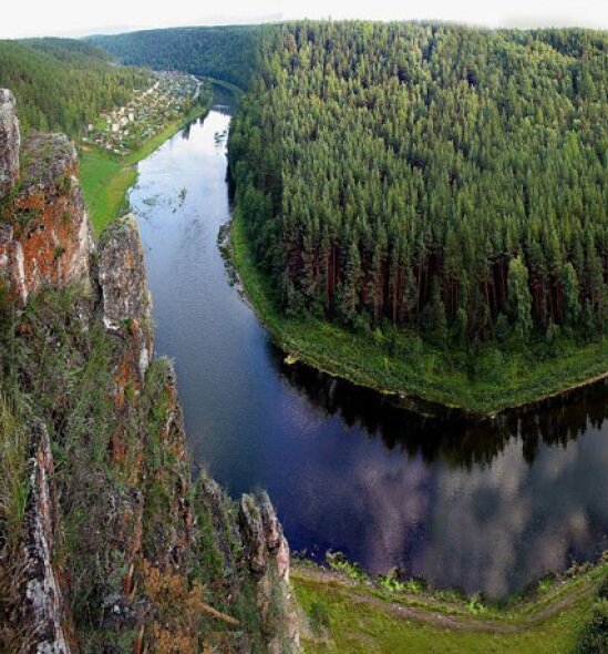 картинка прислана другом, где он брал не знаю, но какая красота...(возможно картинка с просторов интернета, а может и сам делала он раньше любил славы).