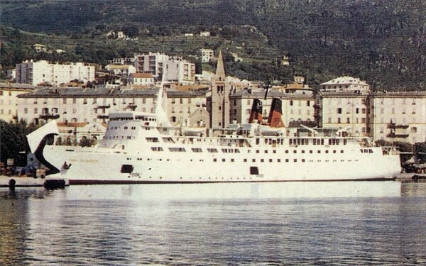 Паром Salem Express