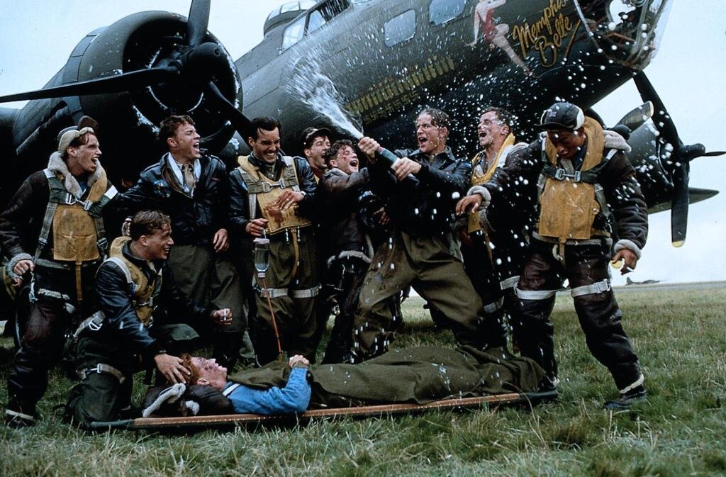 https://kino-house.com/movie/id5547-krasavica-memfisa-memphis-belle/picture