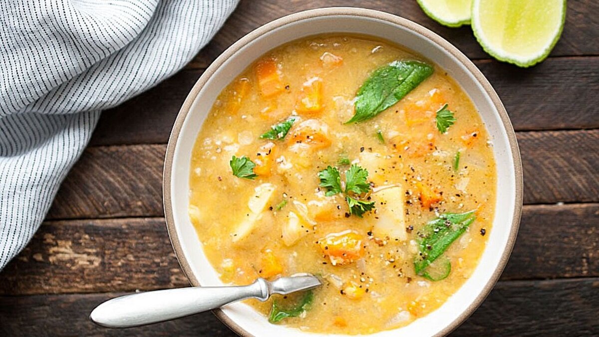 Рецепт супа без мяса. Суп картофельный с горохом. Гороховый суп постный. Гороховый суп без мяса. Гороховый суп с мясом.