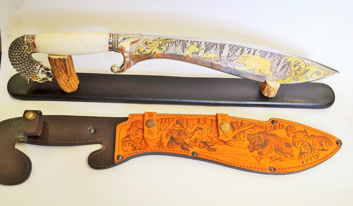 Мачете "Денди №5" из стали 65х13 с гравировкой и позолотой, рукоять из рога лося с фиброй и литьем из мельхиора