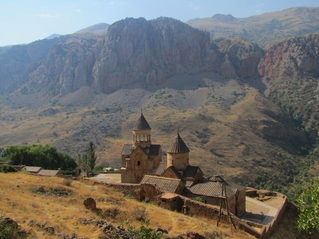 Татев монастырь в Армении туристы