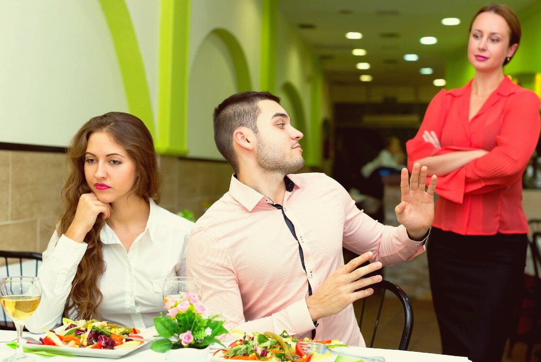 Конфликт, Отель, Ссора