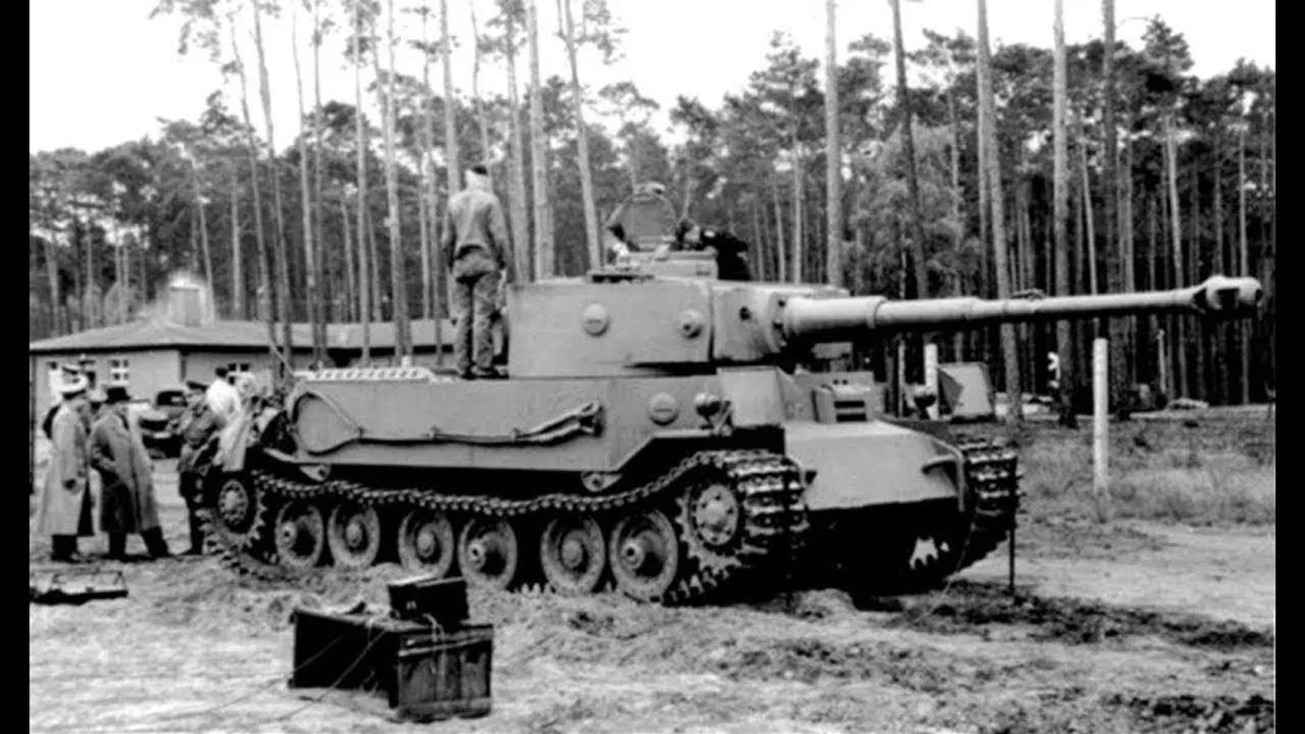 Тигр 1 п. Тигр Порше танк. Тигр 1 и тигр Порше. Немецкий танк тигр "Порше". Танк vk4501 p тигр Порше.